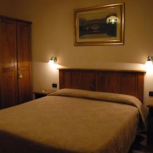 Kamer met een King Size Bed